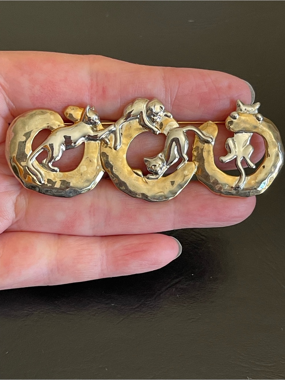 Vintage JJ Jonette gold& silver tone Cat Trio Brooch.